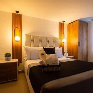 Naiot Boutique Hotel