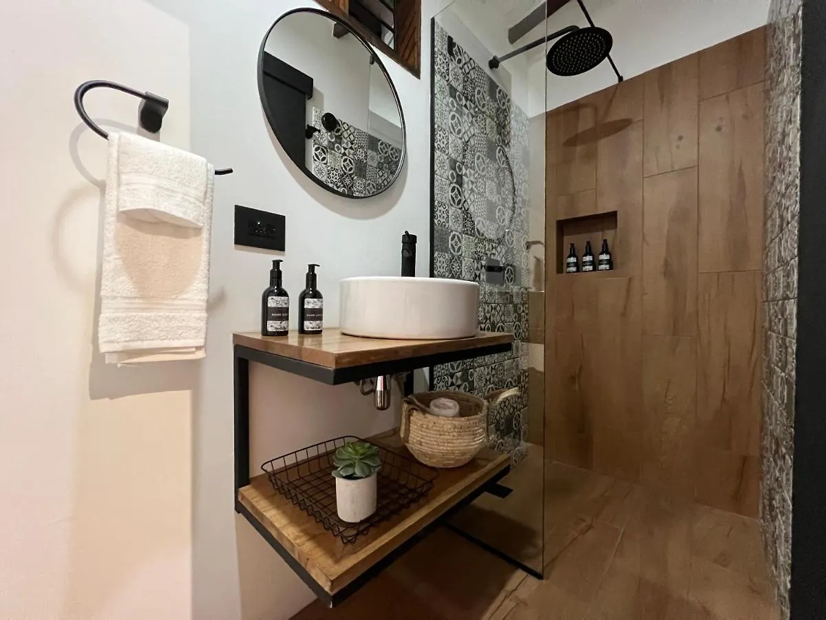 Bed & Breakfast Casa Medallo Medellin