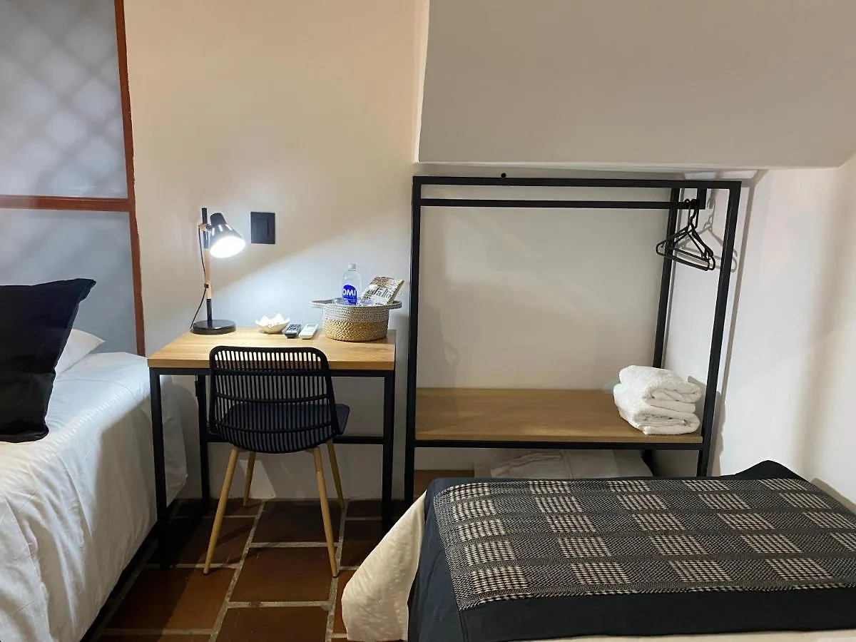 Bed & Breakfast Casa Medallo Medellin
